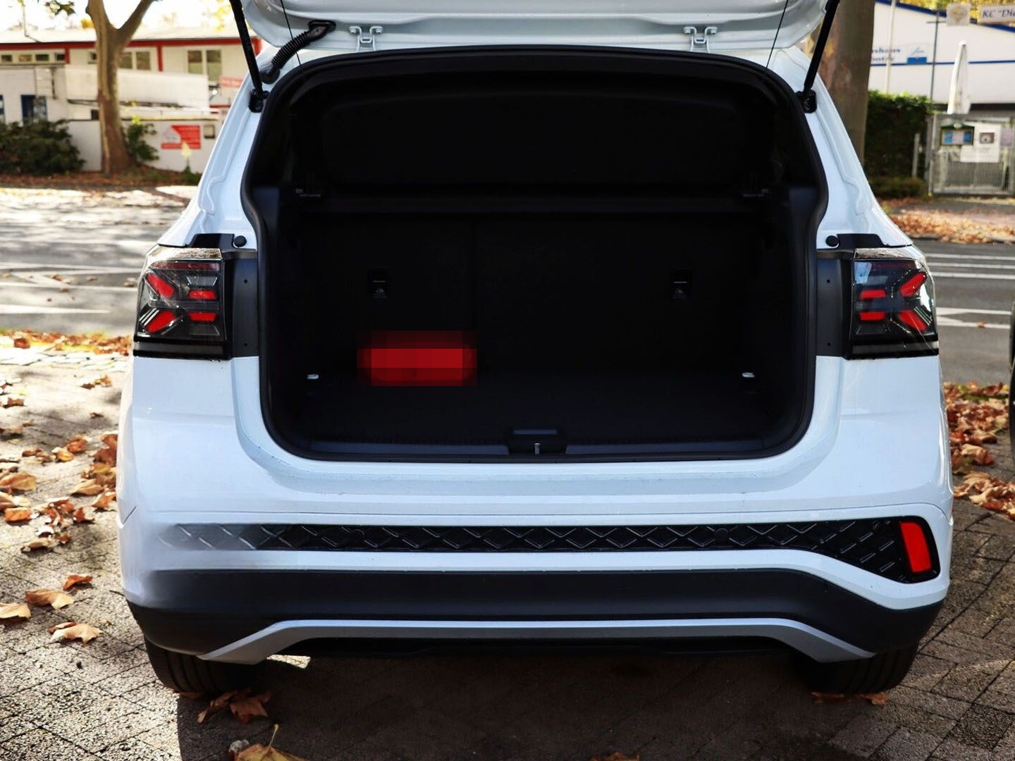 Volkswagen T-Cross R-Line 1.5 TSI OPF DSG IQ.LIGHT/RÜCKFAHR foto 15