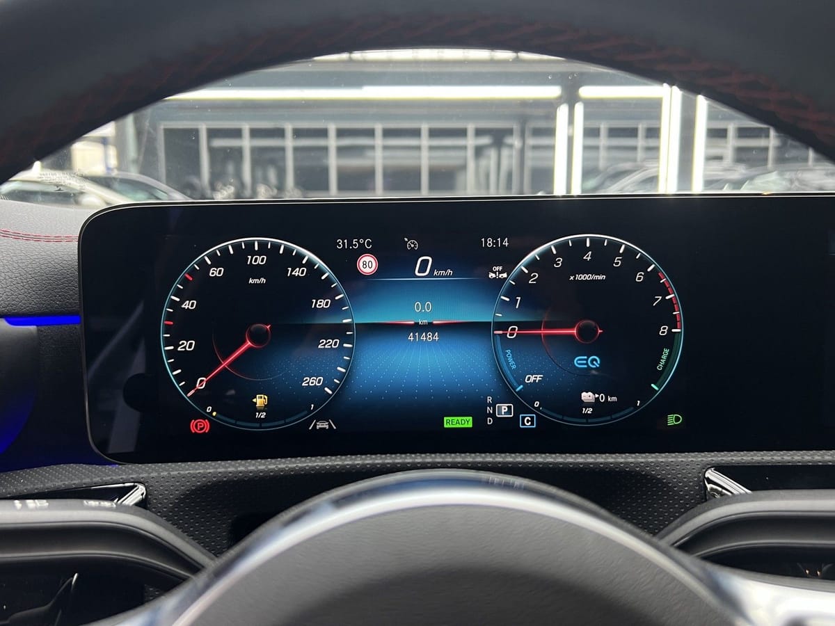 Mercedes-Benz CLA 250 EQ DRIVE AMG Line / LED / ACC / KAMERA&P foto 23