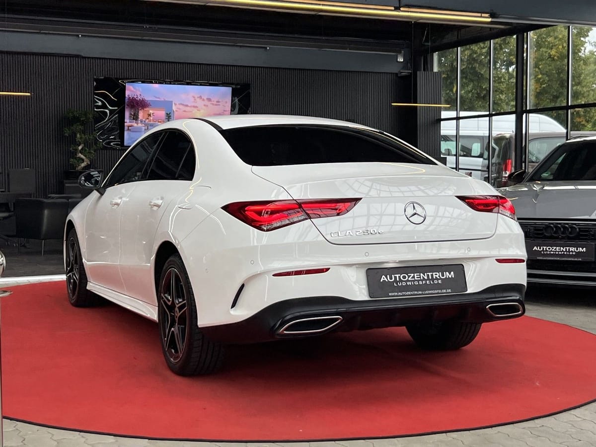 Mercedes-Benz CLA 250 EQ DRIVE AMG Line / LED / ACC / KAMERA&P foto 4