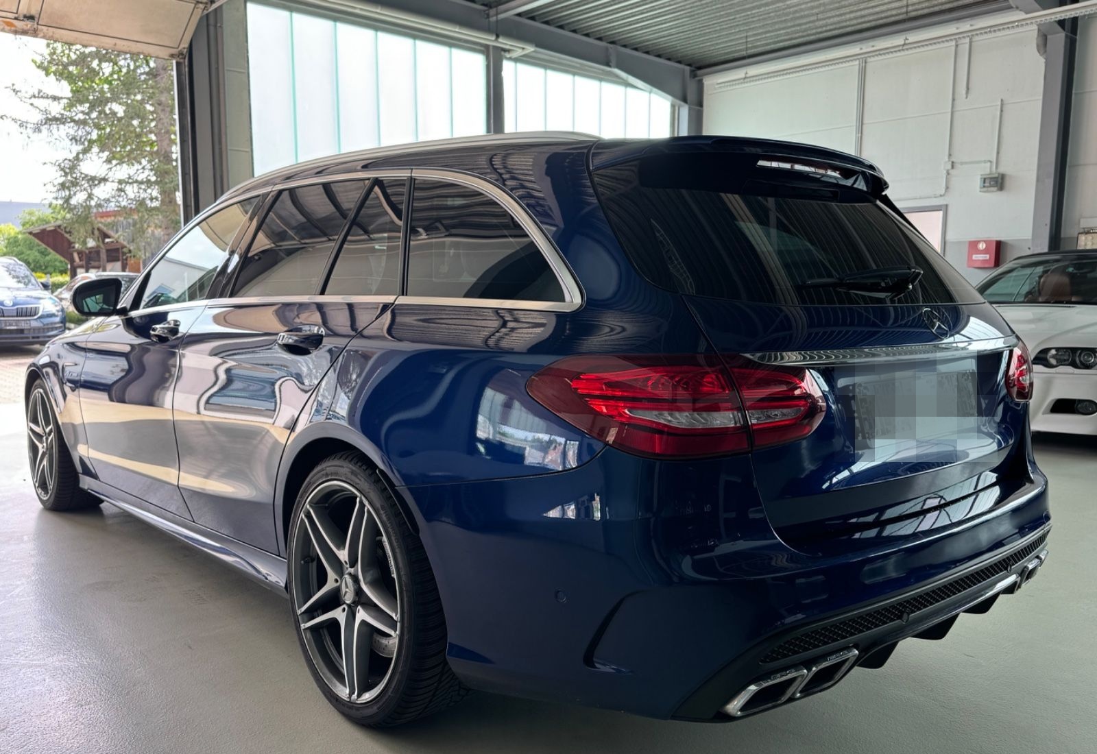 Mercedes-Benz C 63 AMG T/Panorama/360°/Head-Up/Ambiente foto 4