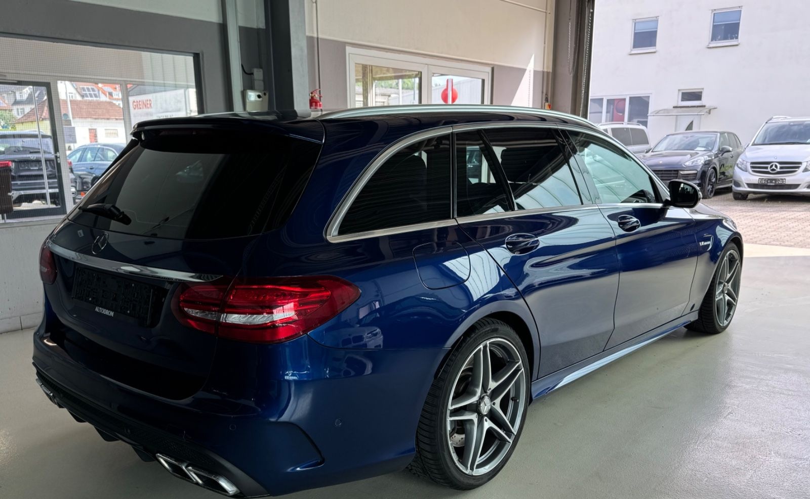 Mercedes-Benz C 63 AMG T/Panorama/360°/Head-Up/Ambiente foto 6