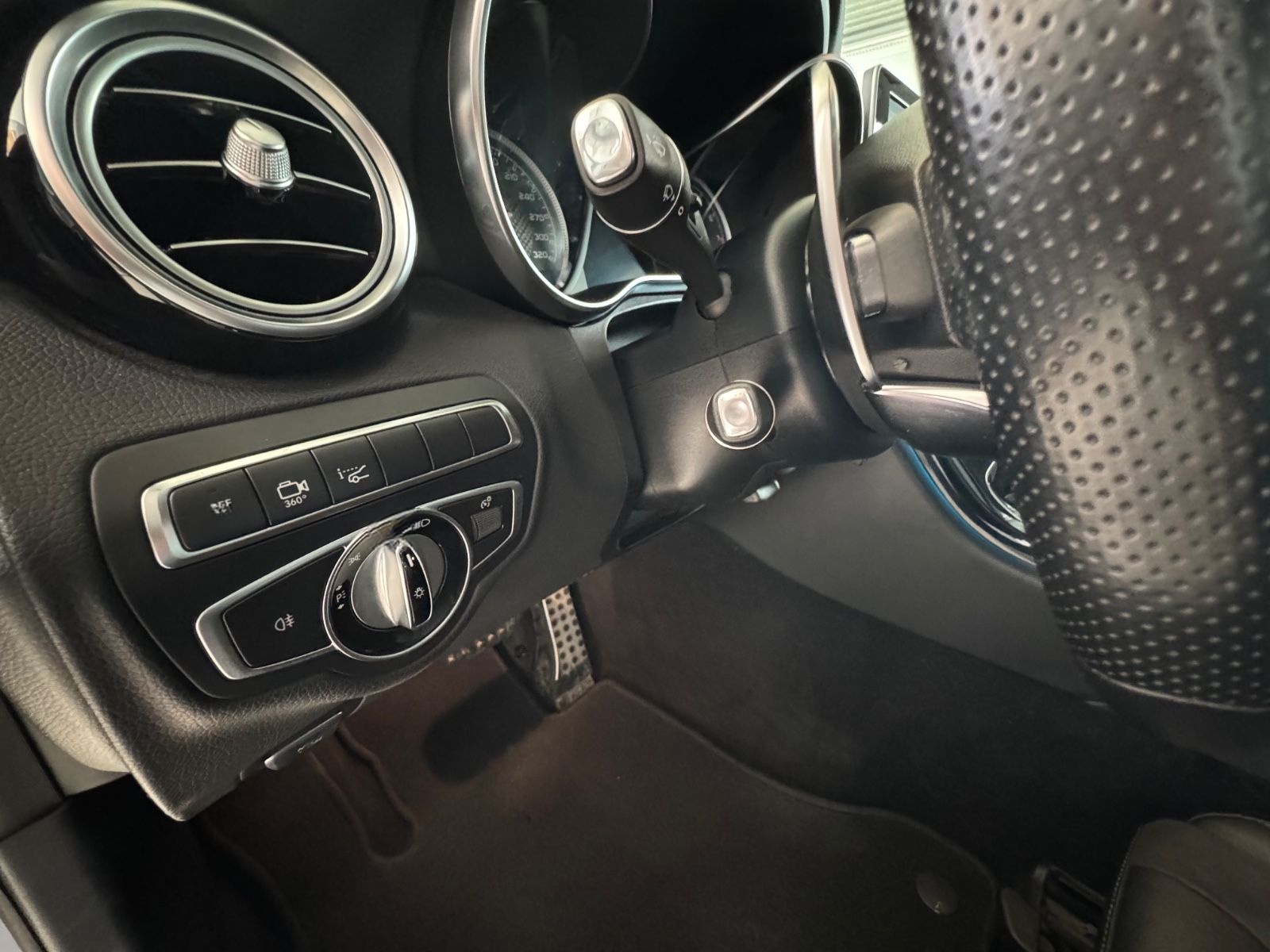 Mercedes-Benz C 63 AMG T/Panorama/360°/Head-Up/Ambiente foto 10