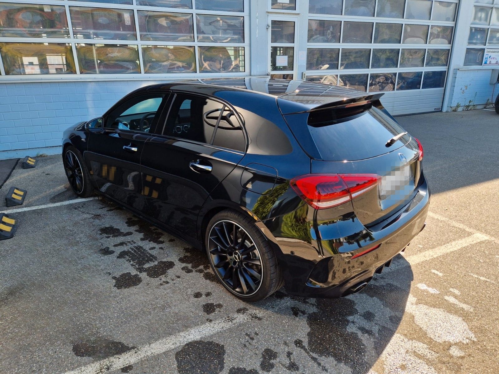 Mercedes-Benz A 35 AMG|NIGHT|SOUND|KAMERA|PARK|SPUR|GURTE rot foto 3
