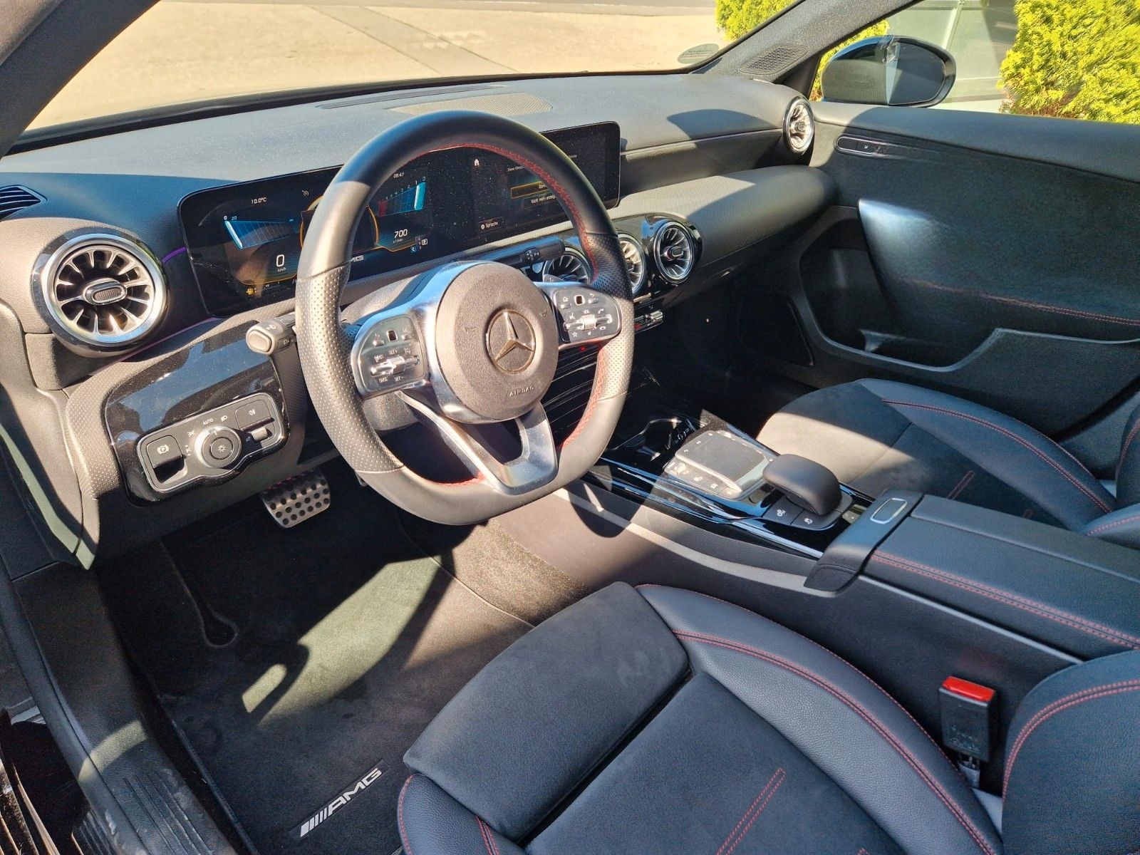 Mercedes-Benz A 35 AMG|NIGHT|SOUND|KAMERA|PARK|SPUR|GURTE rot foto 7