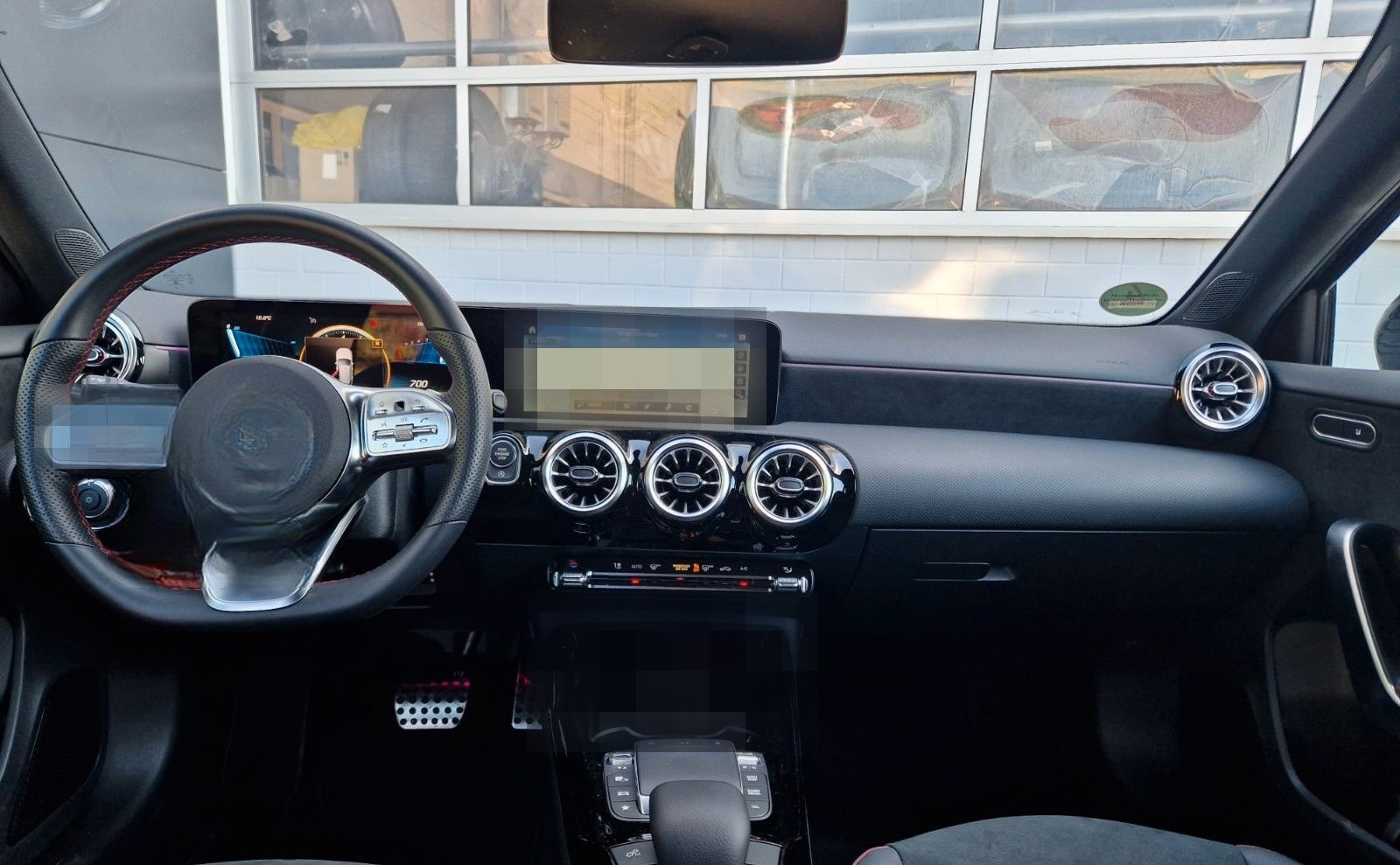 Mercedes-Benz A 35 AMG|NIGHT|SOUND|KAMERA|PARK|SPUR|GURTE rot foto 8