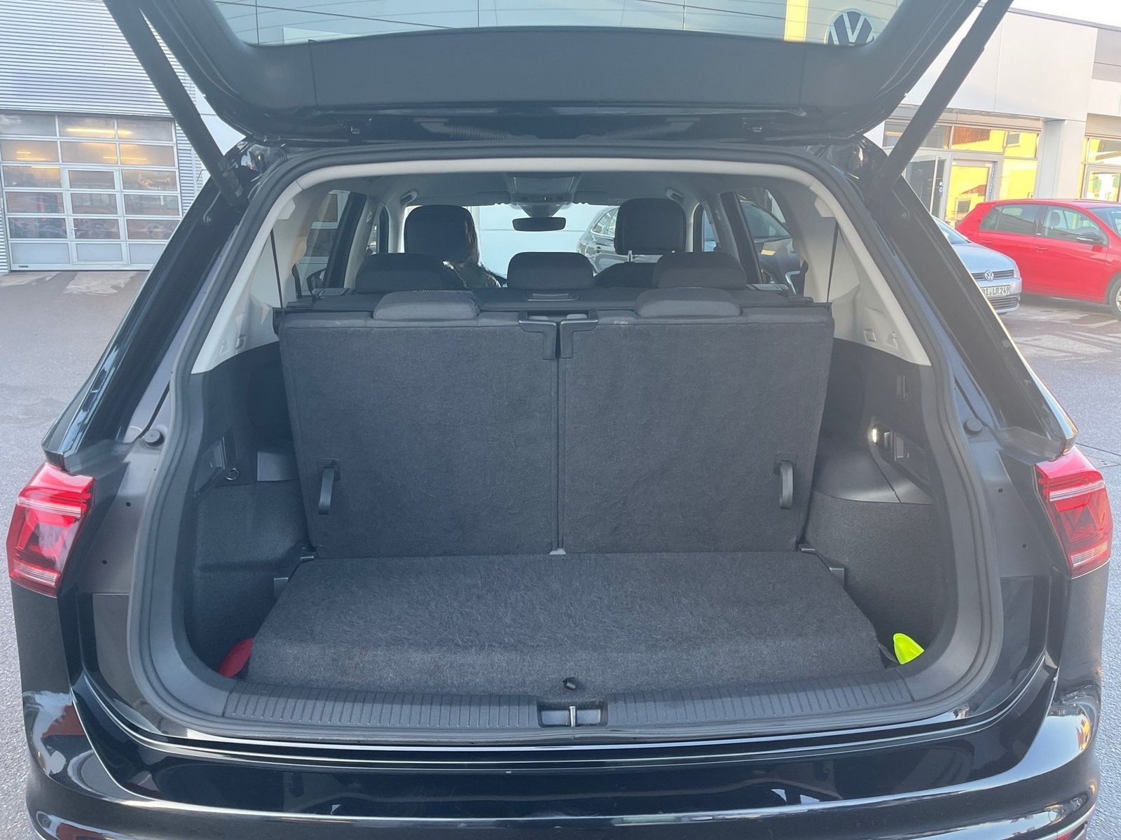 Volkswagen Tiguan Allspace 2.0 TDI 4M Move *AHK*MATRIX*PDC* foto 17