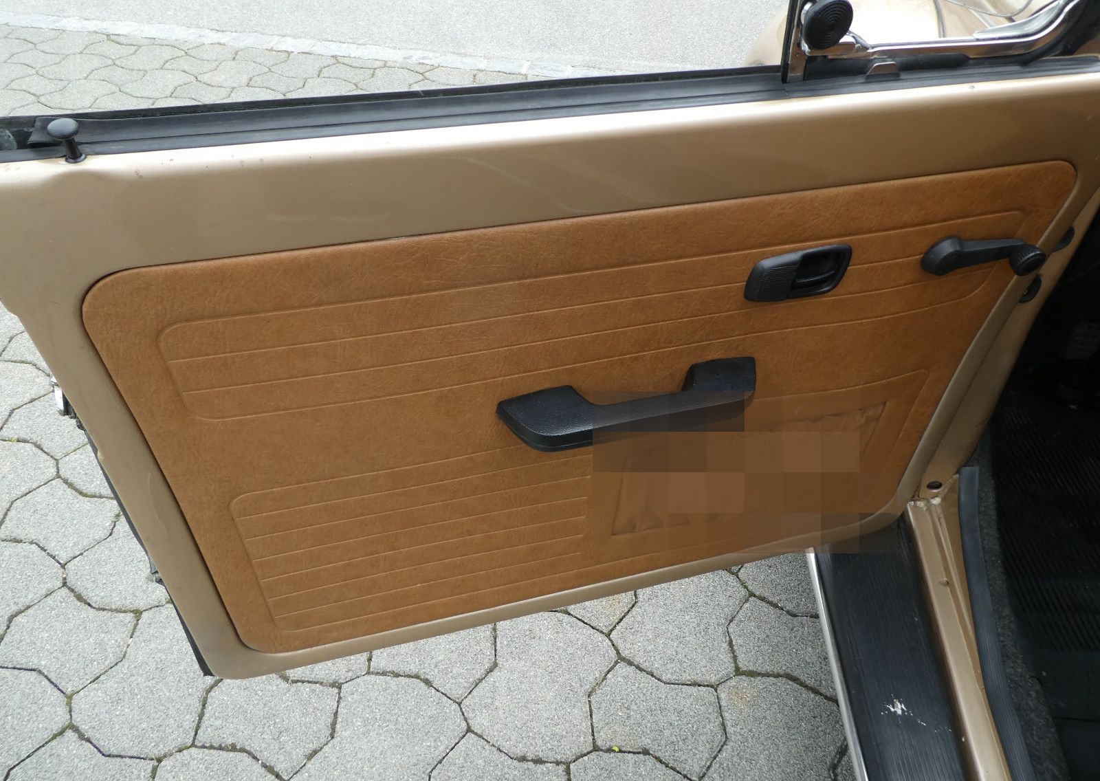 Volkswagen Käfer Cabriolet 1303 Orig 40´km aus Wolfsburg foto 9