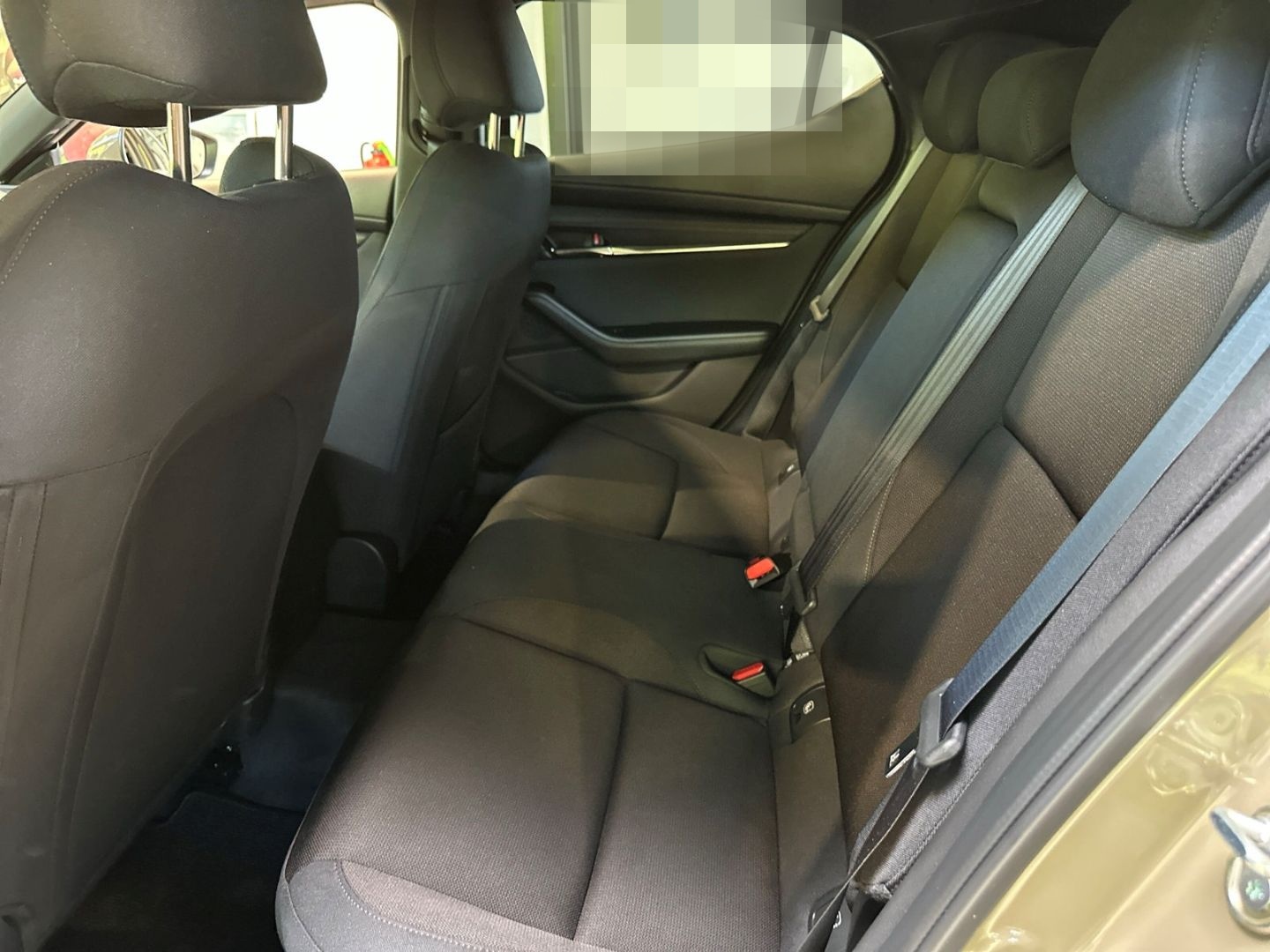 Mazda 3 2.5L e-SKYACTIV G 140ps 6AT FWD EXCLUSIVE-LINE foto 13