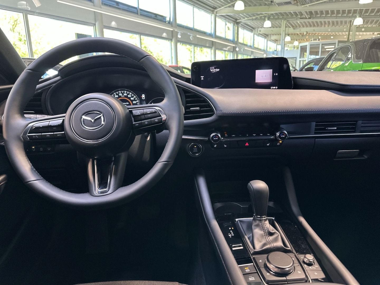 Mazda 3 2.5L e-SKYACTIV G 140ps 6AT FWD EXCLUSIVE-LINE foto 7