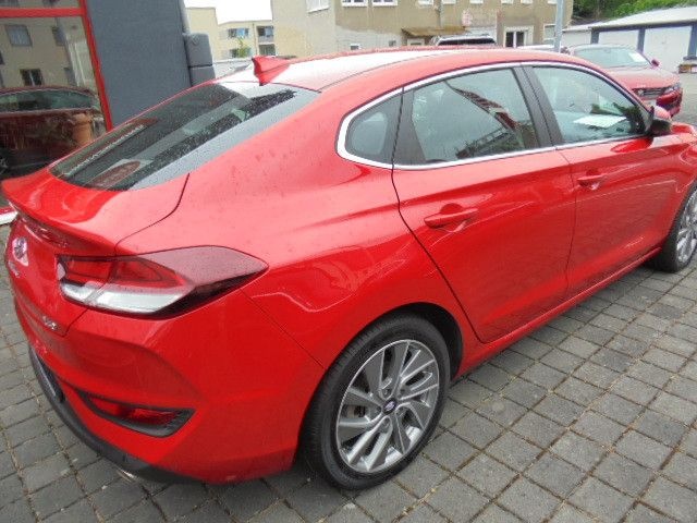 Hyundai i30 Fastback N Line foto 4