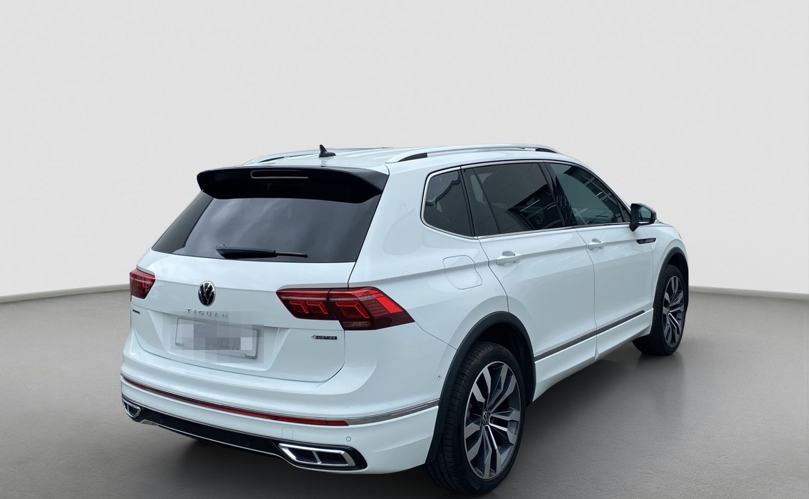 Volkswagen Tiguan Allspace 2,0TSI*R-LINE*4M*STANDH*NAV*AHK* foto 6