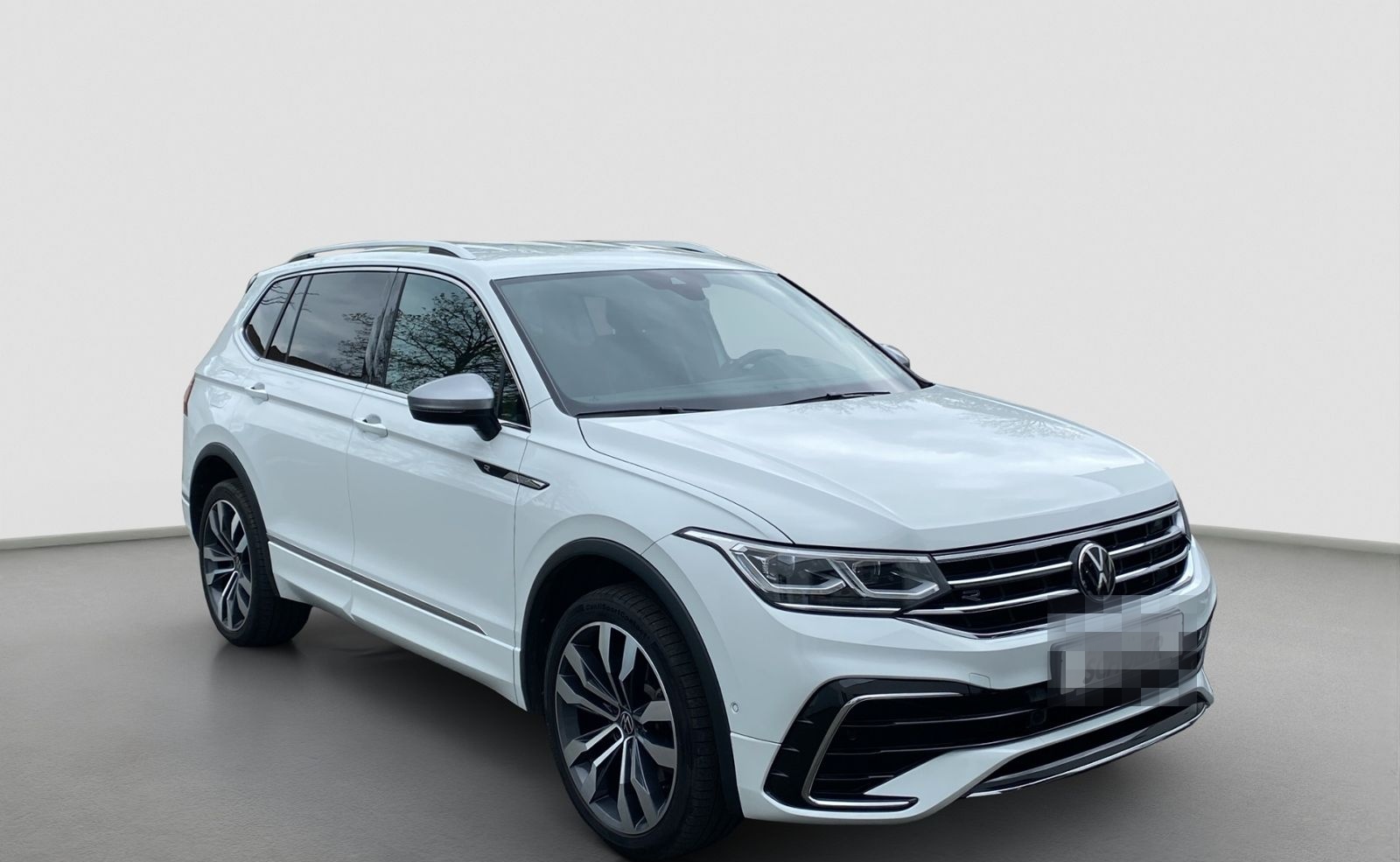 Volkswagen Tiguan Allspace 2,0TSI*R-LINE*4M*STANDH*NAV*AHK* foto 8