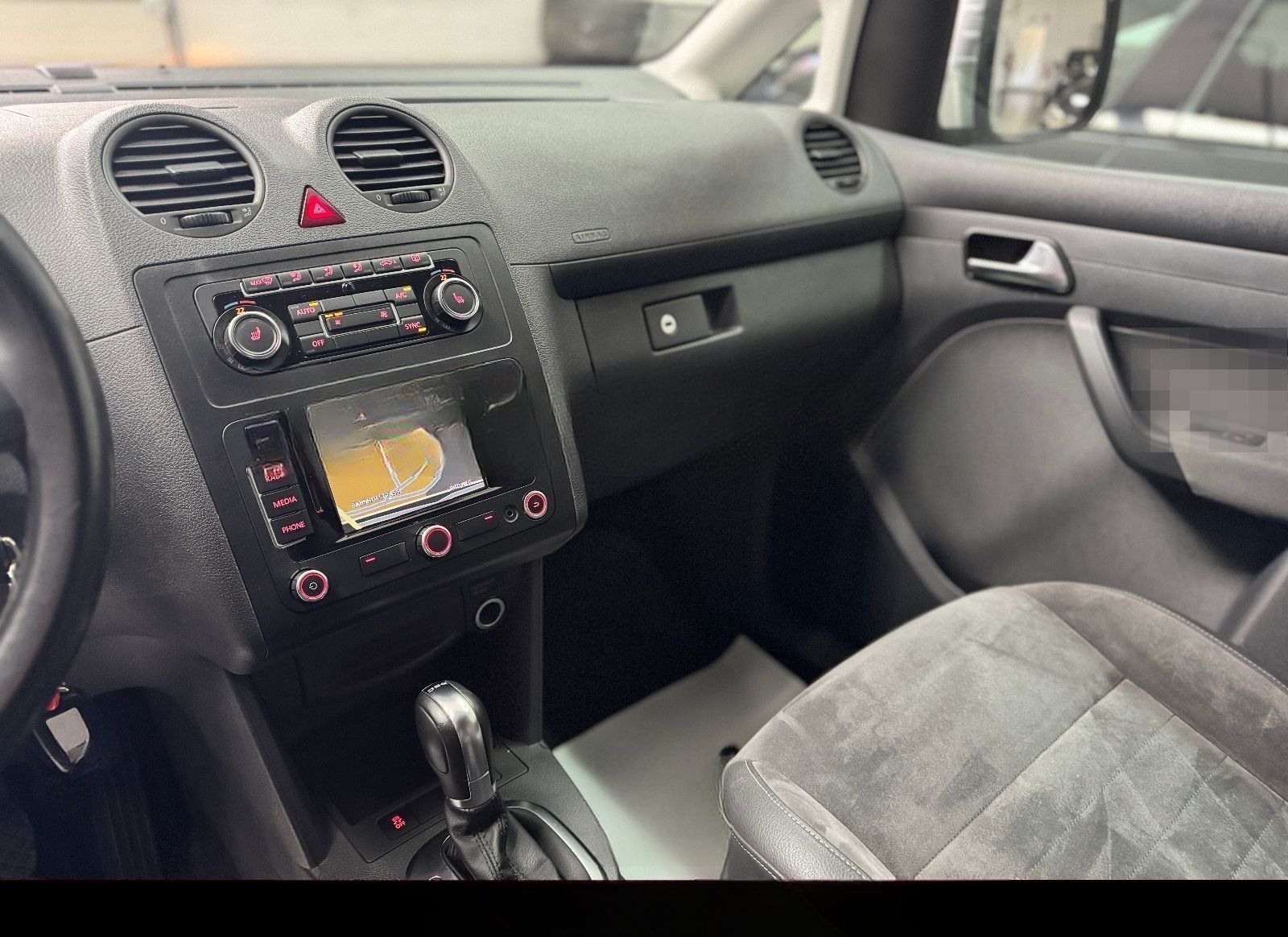 Volkswagen Caddy 2.0 TDI Highline 8xReifen Tempomat Alcanta foto 15