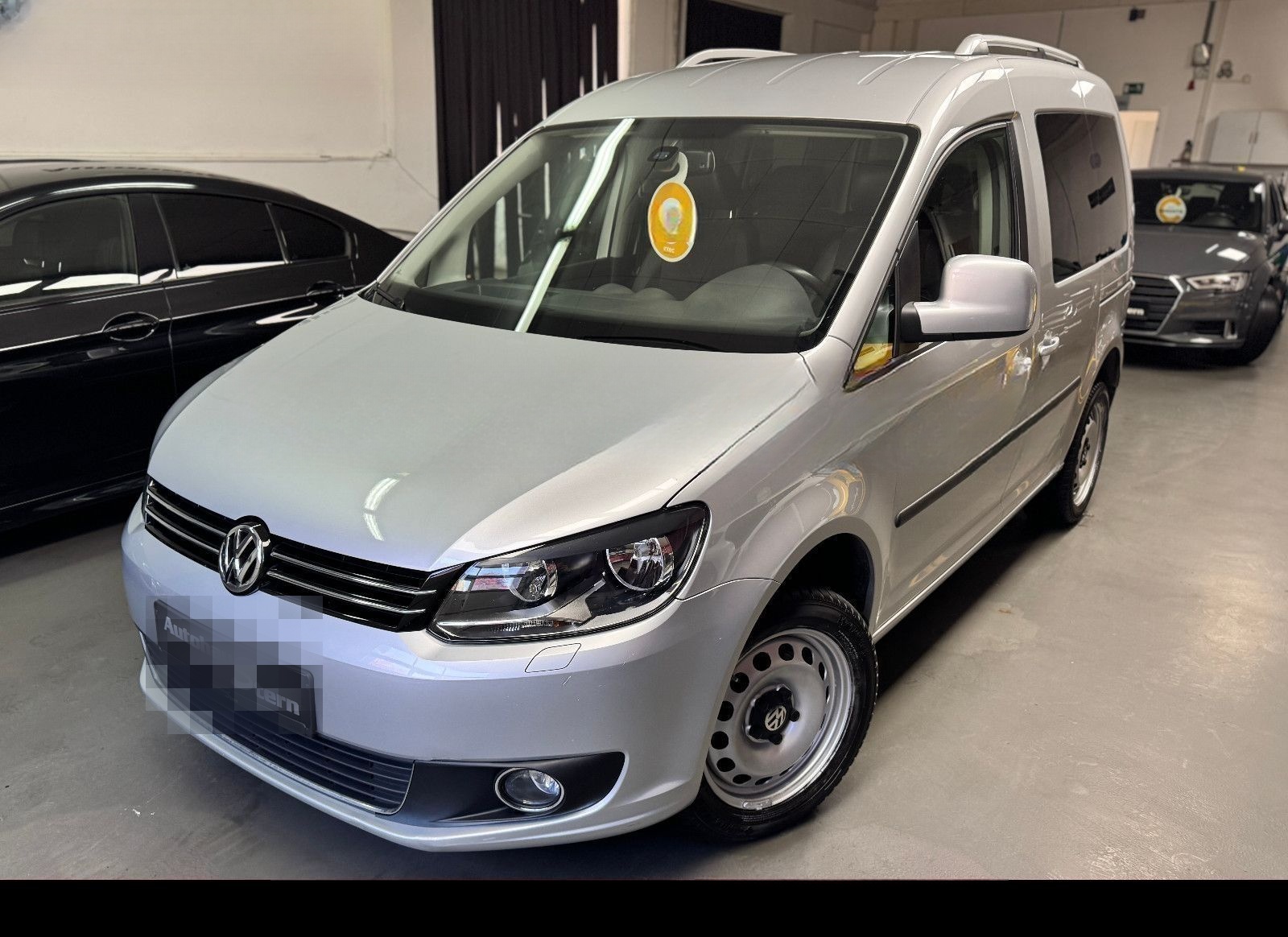 Volkswagen Caddy 2.0 TDI Highline 8xReifen Tempomat Alcanta foto 3