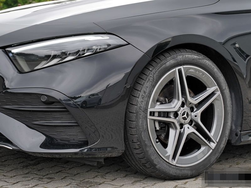 Mercedes-Benz A 200 AMG ADVP PANO+AMBIENTE+KAM+18''+WINTERP+KE foto 17