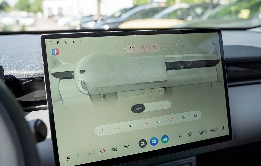 Lynk&Co 02 200 kW More foto 13