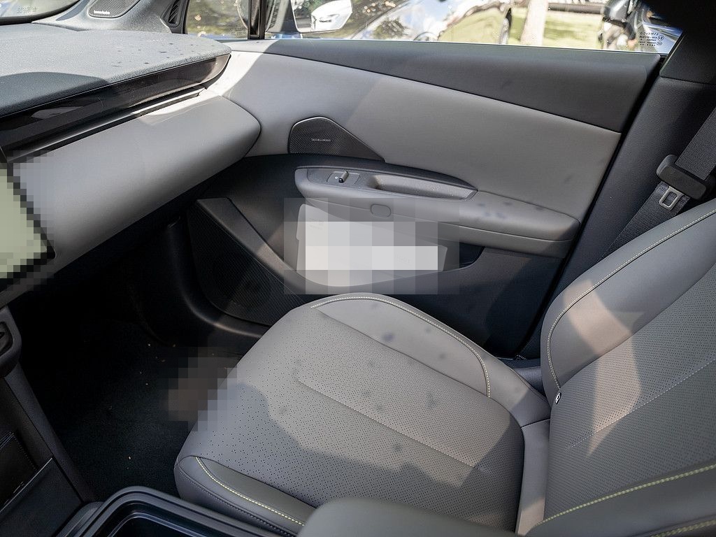 Lynk&Co 02 200 kW More foto 16