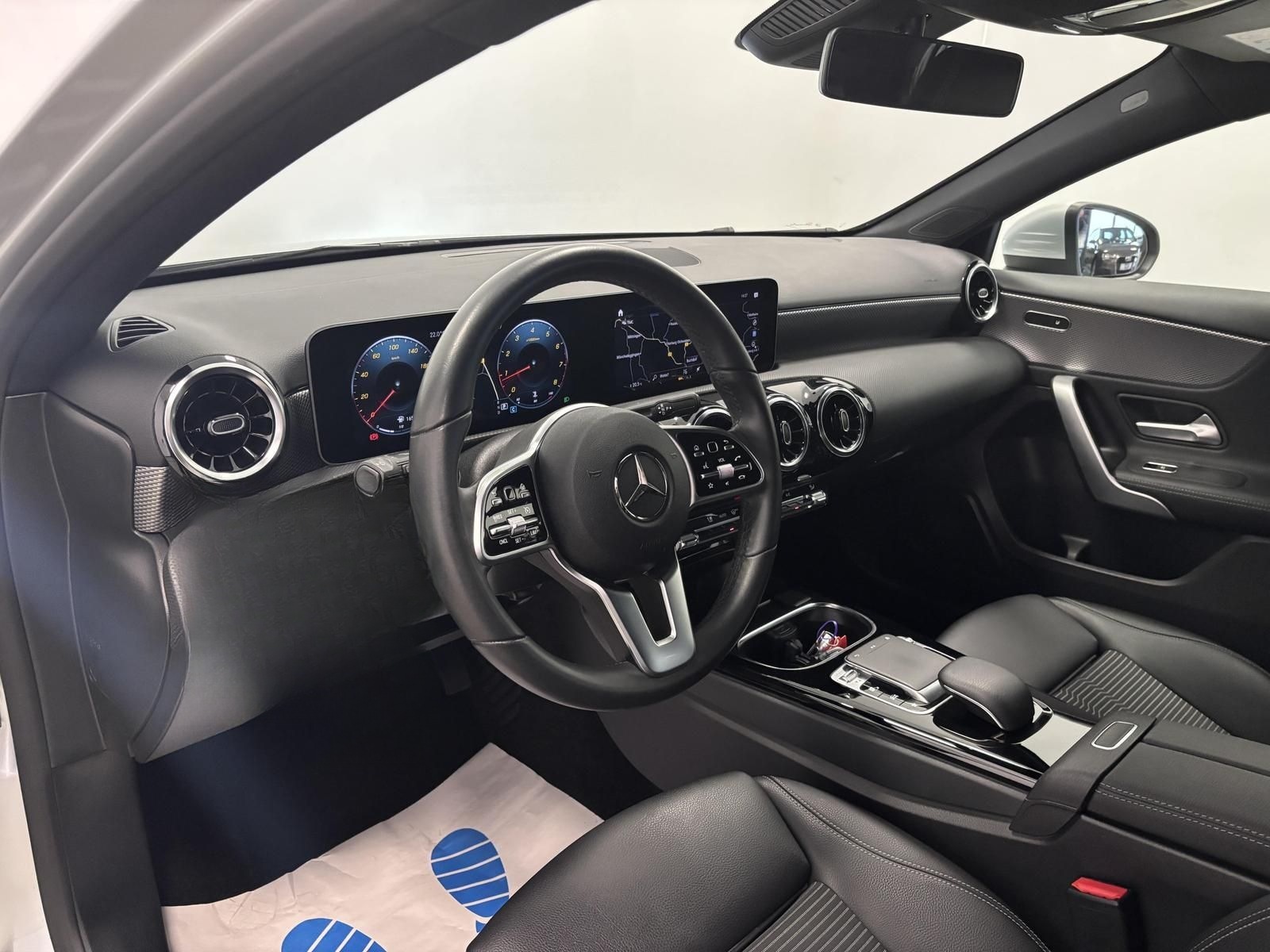 Mercedes-Benz A 220 Progressive LED Navi Virtual Keyless foto 14