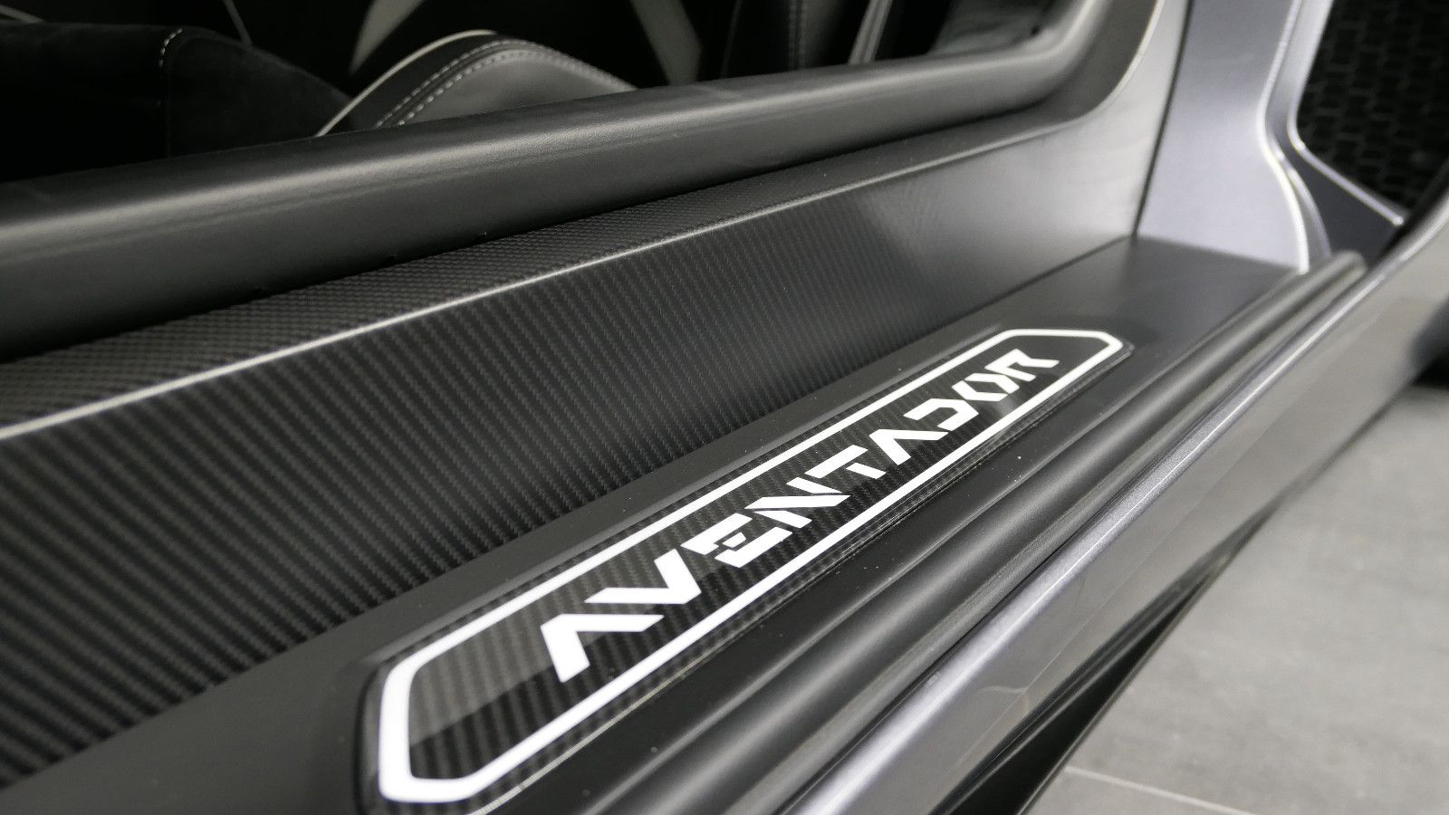 Lamborghini Aventador SV Roadster 1of 500 Lift/Carbon foto 14