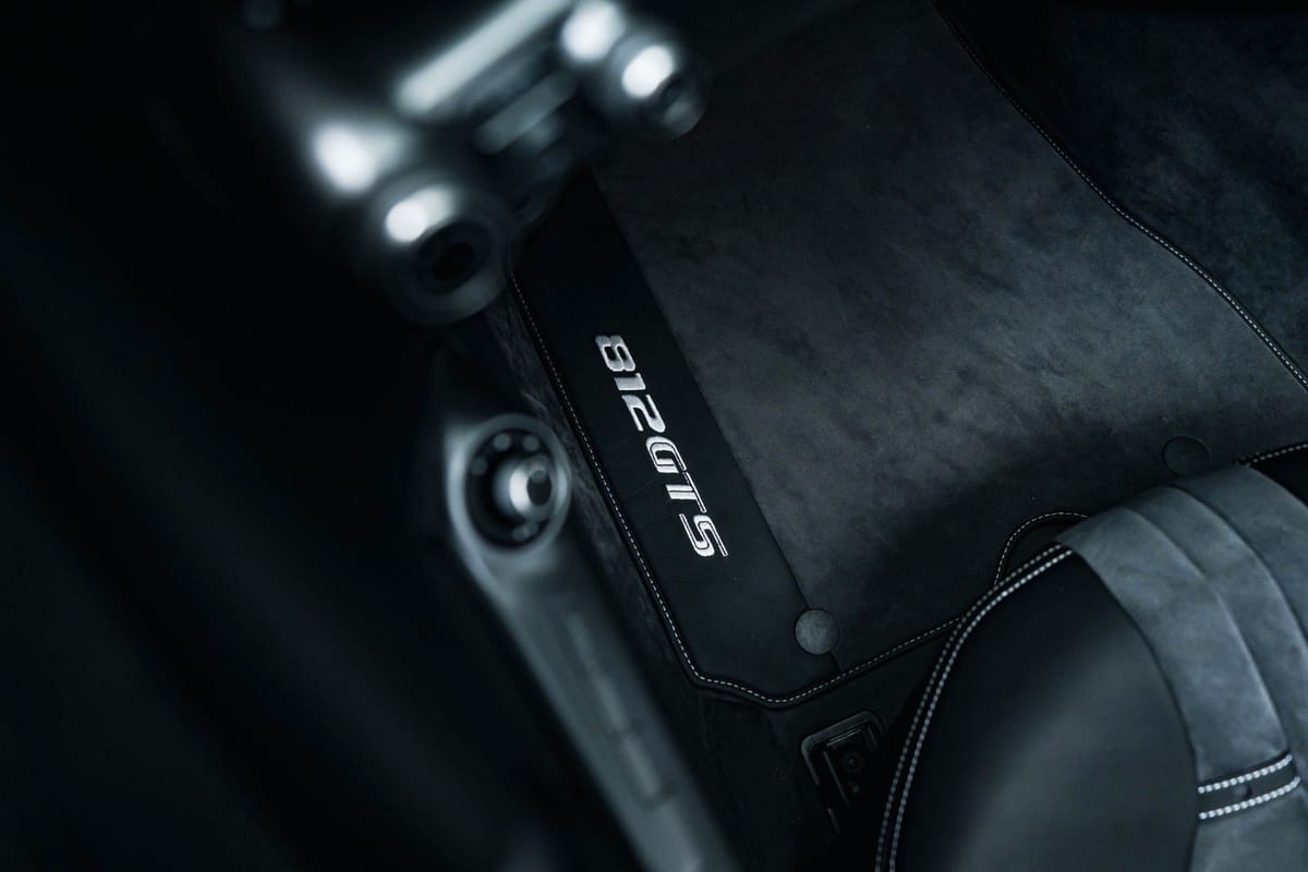 Ferrari 812 GTS//SUSP.-LIFTER//TITAN-EXHAUST//SURROUND V foto 15