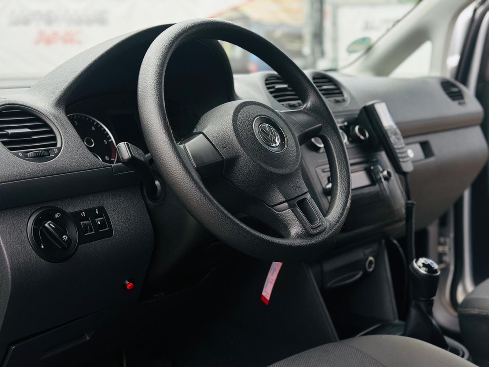 Volkswagen Caddy  Behindertengerecht-Rampe foto 15