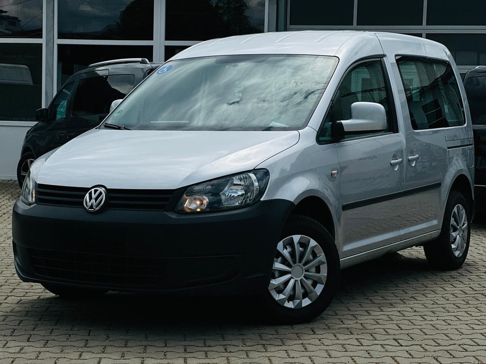 Volkswagen Caddy  Behindertengerecht-Rampe foto 3
