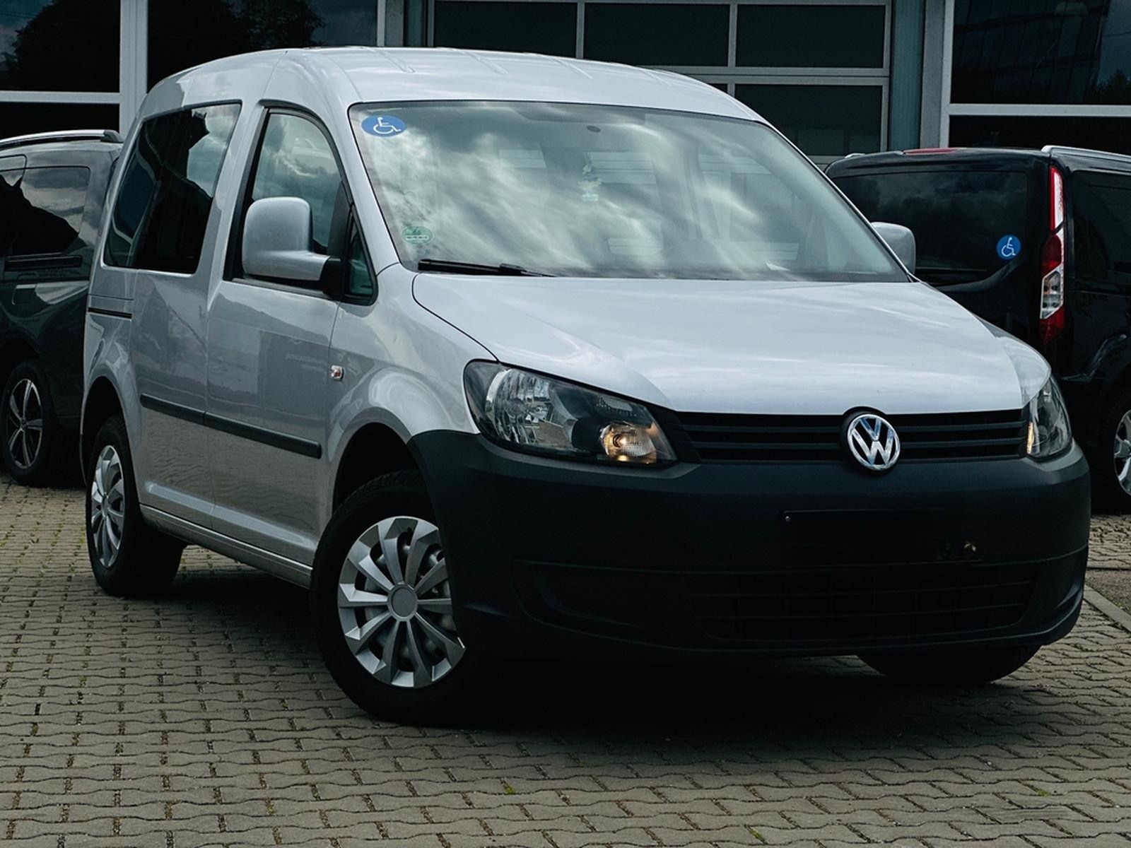 Volkswagen Caddy  Behindertengerecht-Rampe foto 4
