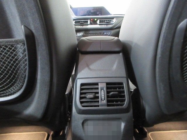 BMW 118 i SportLine LED/NAVI/SHZ/PDC/AHK/STANDHZ/17" foto 21