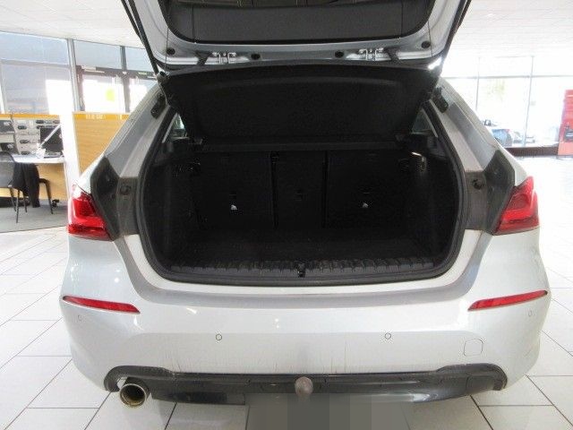 BMW 118 i SportLine LED/NAVI/SHZ/PDC/AHK/STANDHZ/17" foto 22