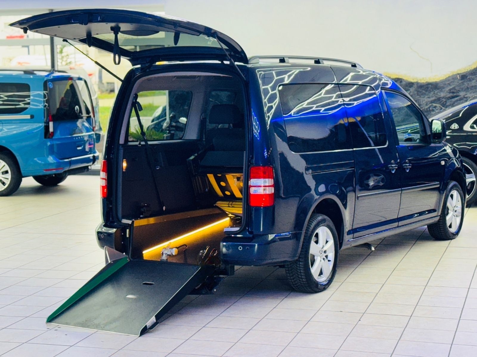 Volkswagen Caddy Maxi-DSG-Rollstuhlgerecht-Rampe foto 10