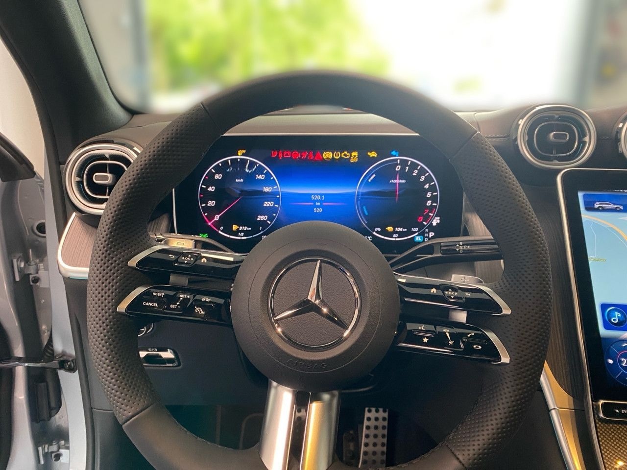 Mercedes-Benz GLC 300 e 4Matic AMG+360°+PANO+AHK+KEYLESS foto 9
