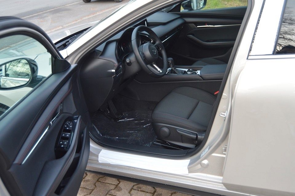 Mazda 3 Benzin 140PS 6GS Homura Navi PDC SHZ foto 12