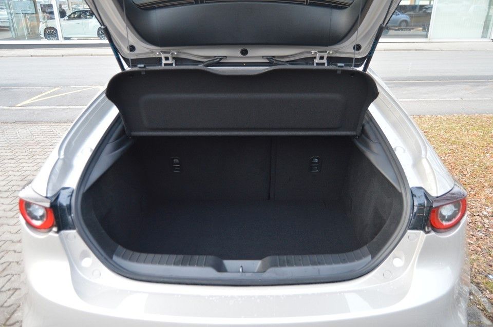 Mazda 3 Benzin 140PS 6GS Homura Navi PDC SHZ foto 8