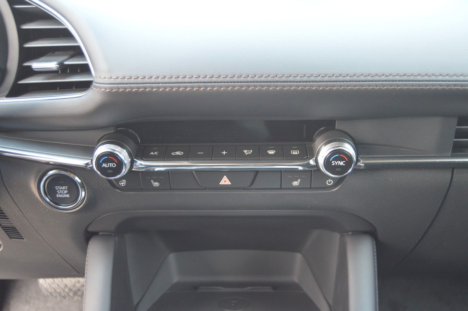 Mazda 3 Benzin 140PS 6AG Exclusive-line 4-Türer SHZ foto 16