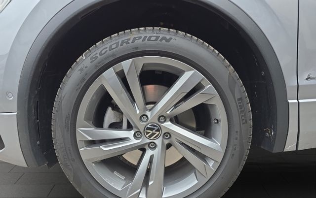Volkswagen Tiguan Allspace 2.0 TDI R-Line+LED+NAV+AHK+RFK+4 foto 18