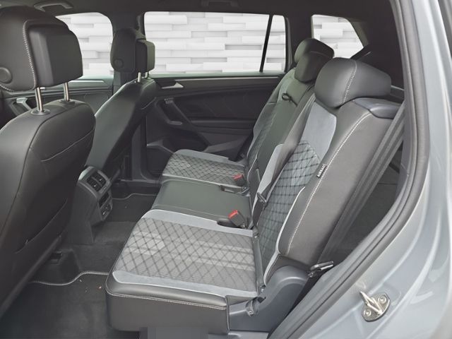 Volkswagen Tiguan Allspace 2.0 TDI R-Line+LED+NAV+AHK+RFK+4 foto 9
