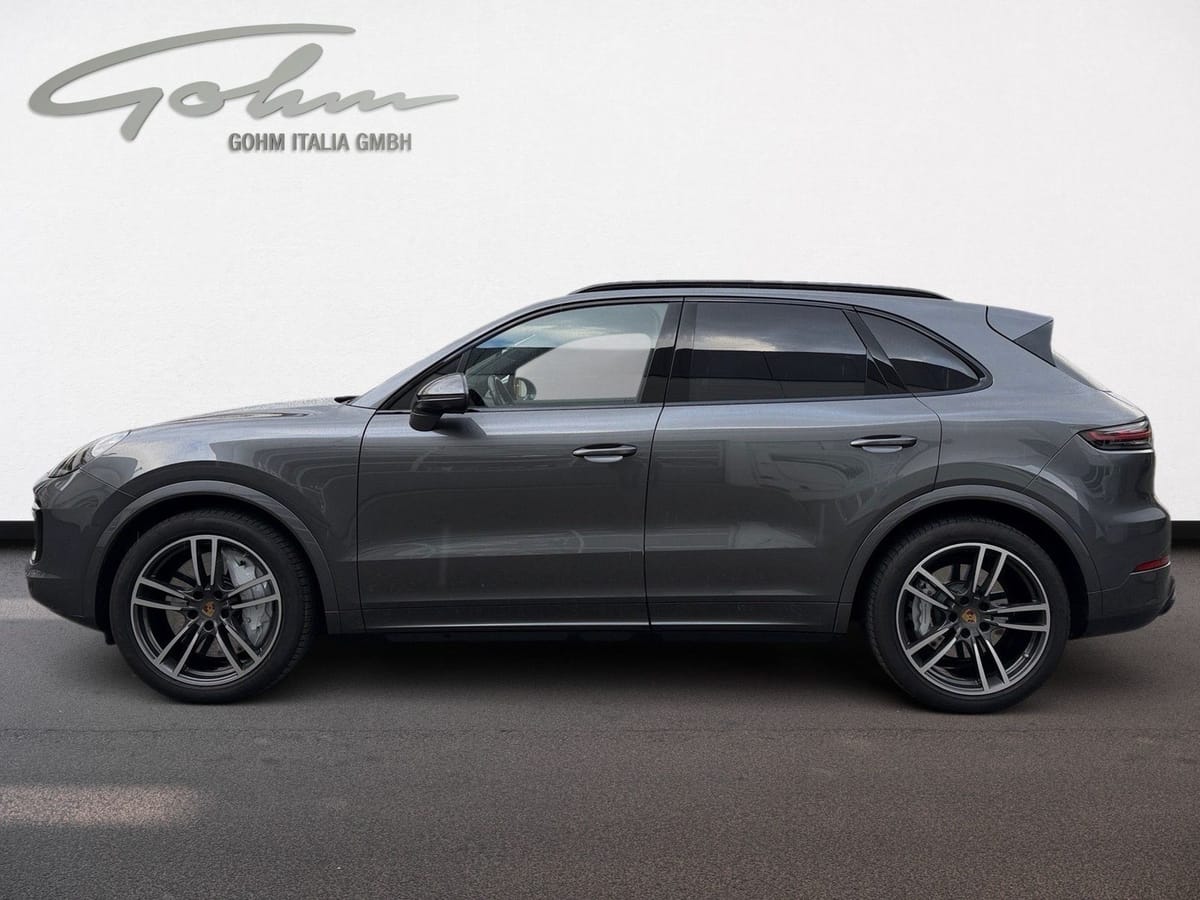 Porsche Cayenne Turbo Matrix-LED Burmester Pano foto 3