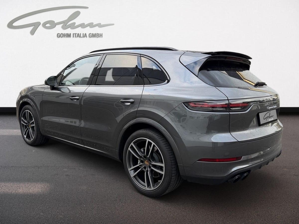 Porsche Cayenne Turbo Matrix-LED Burmester Pano foto 4