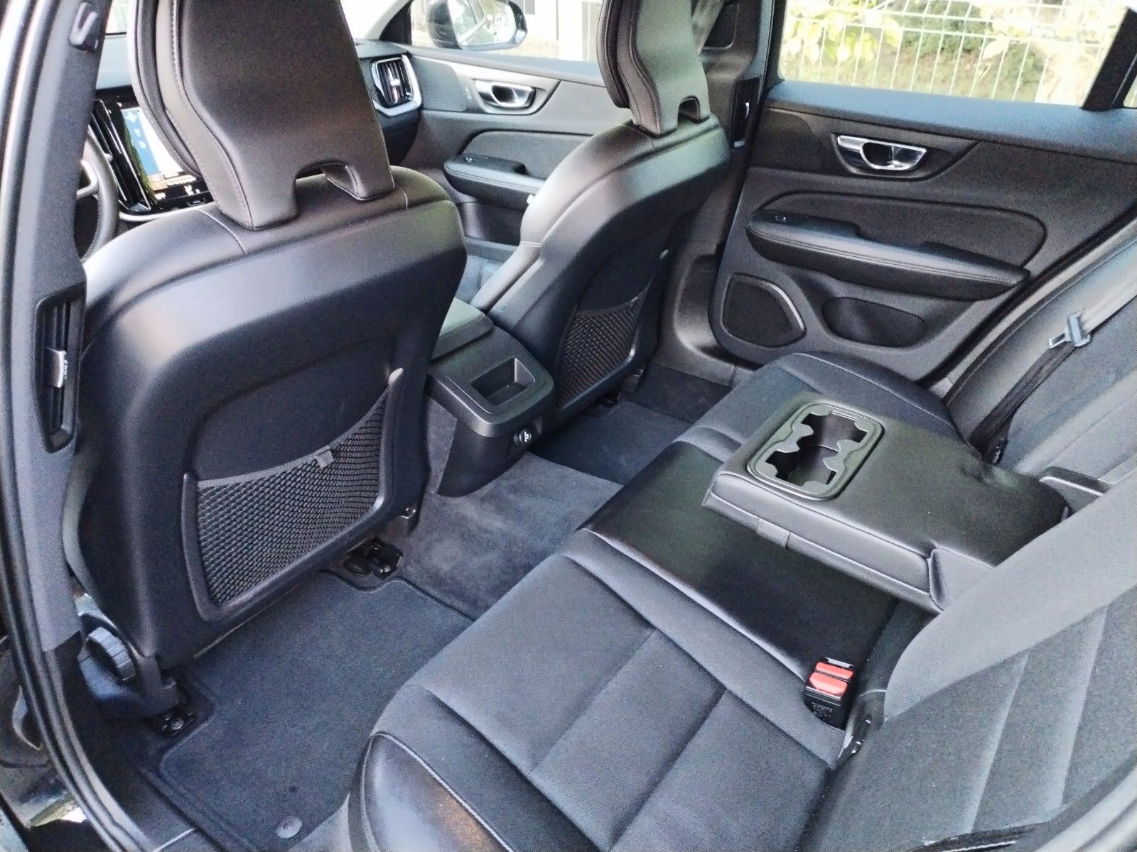 Volvo V60 Cross Country D3 AWD Geartronic Pro*TÜV NEU* foto 15