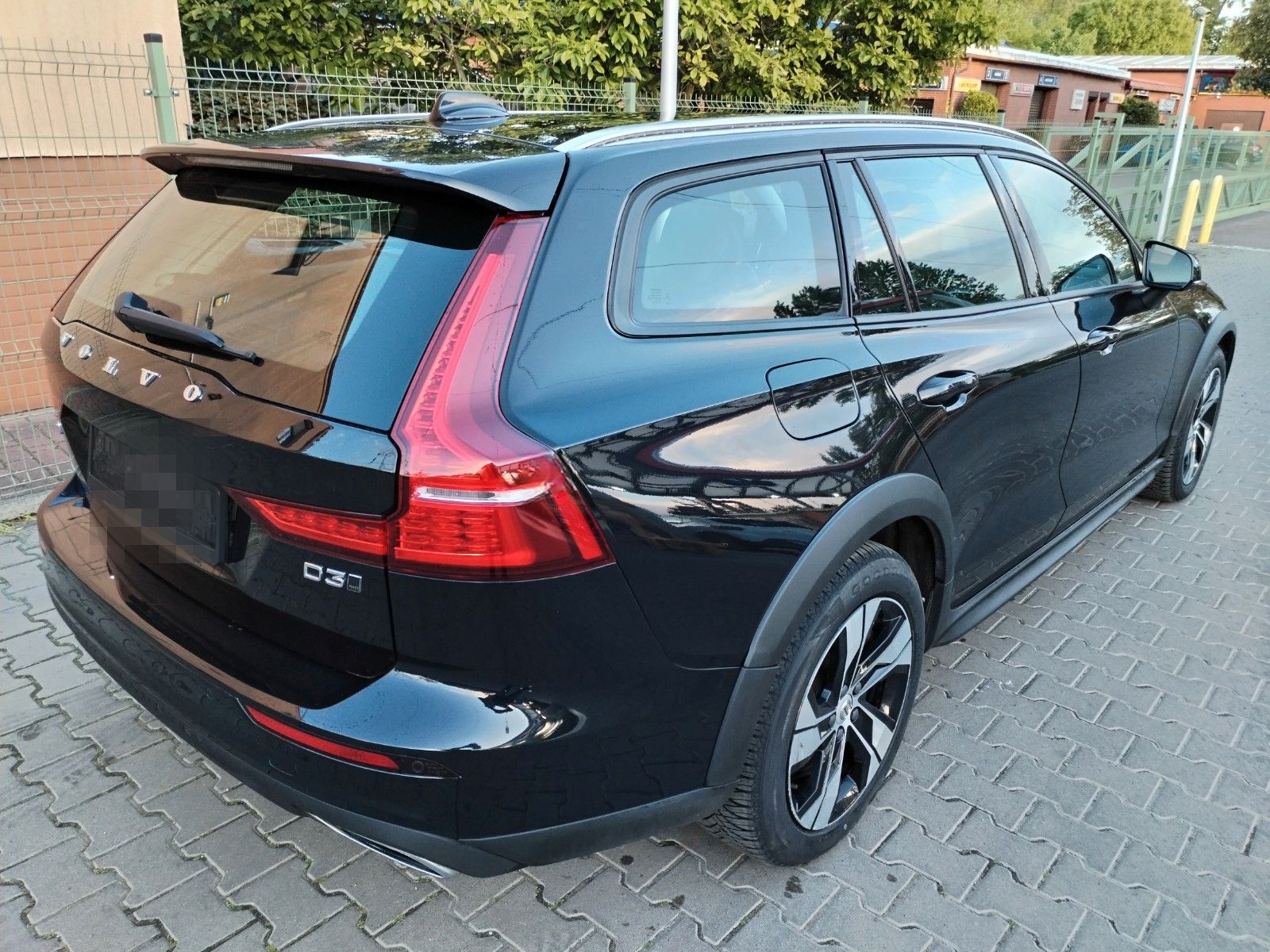 Volvo V60 Cross Country D3 AWD Geartronic Pro*TÜV NEU* foto 6
