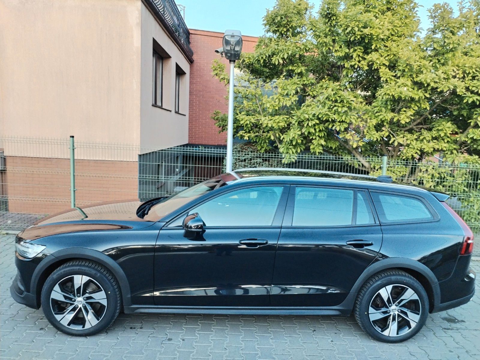 Volvo V60 Cross Country D3 AWD Geartronic Pro*TÜV NEU* foto 9