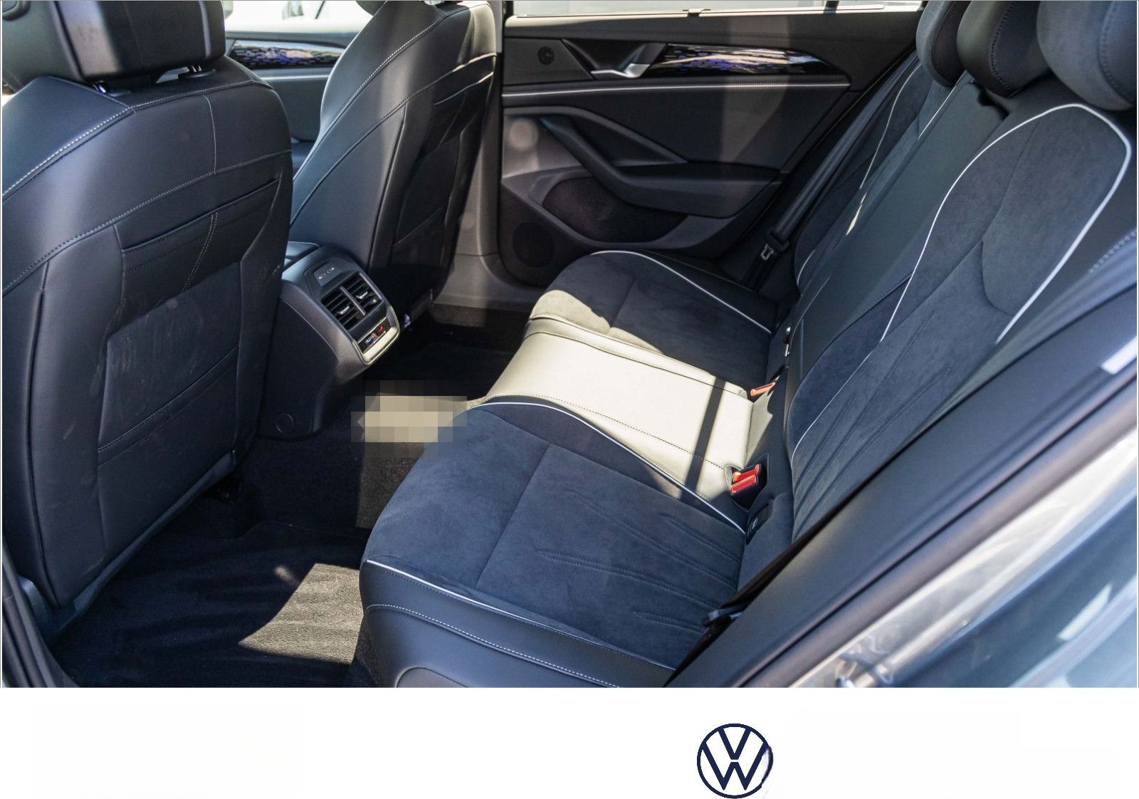 Volkswagen Passat Variant 2.0 TDI "Elegance" DSG Navi LED D foto 14