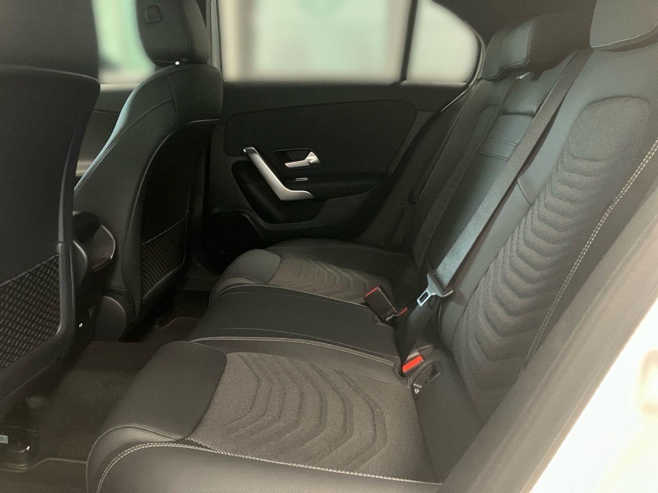Mercedes-Benz A 250 4MATIC PROGRESSIVE+AHK+KEYLESS+DISTRONIC foto 12