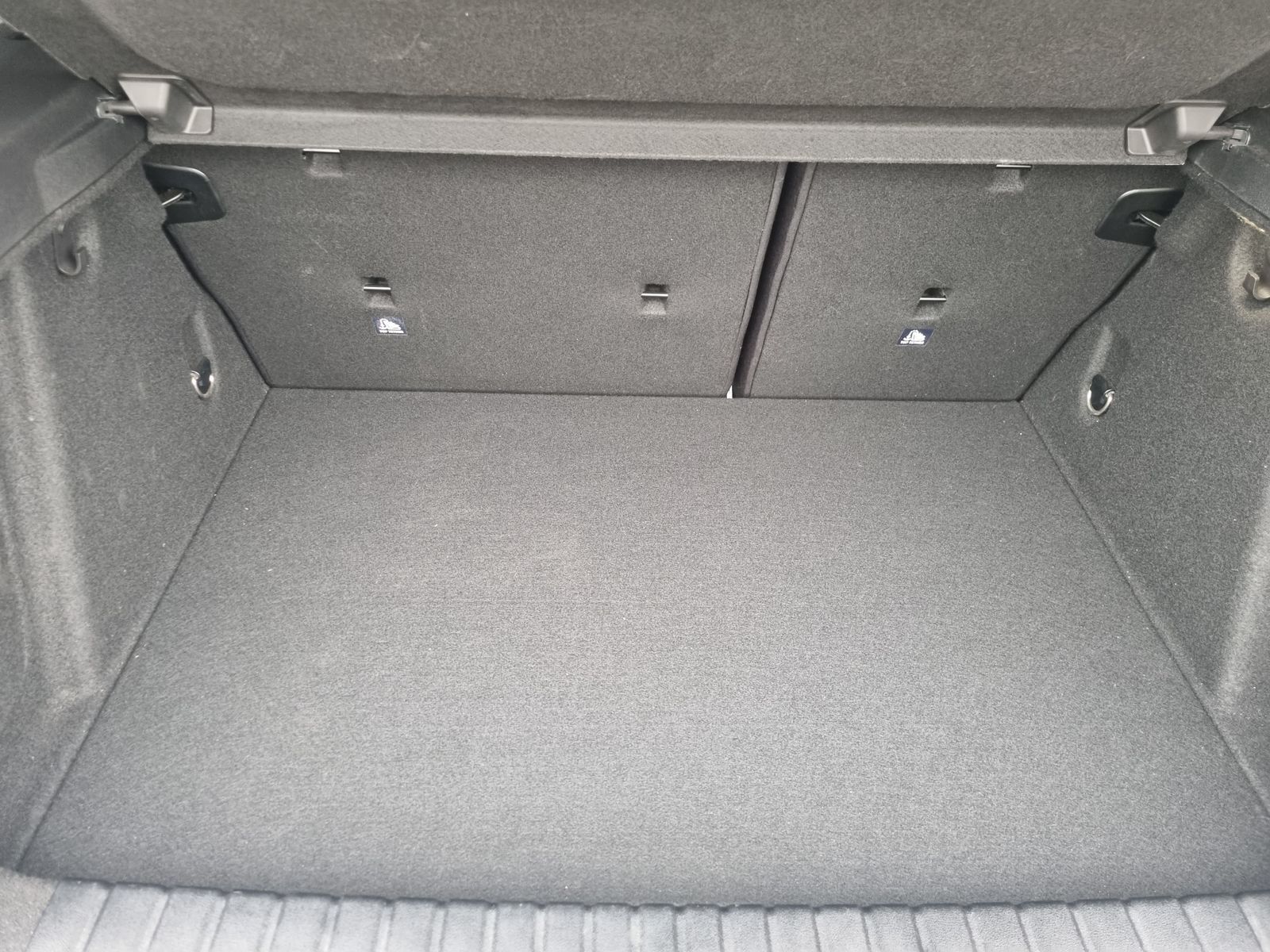 BMW 118i Advantage LED Tempomat Klimaaut. Shz PDC foto 15