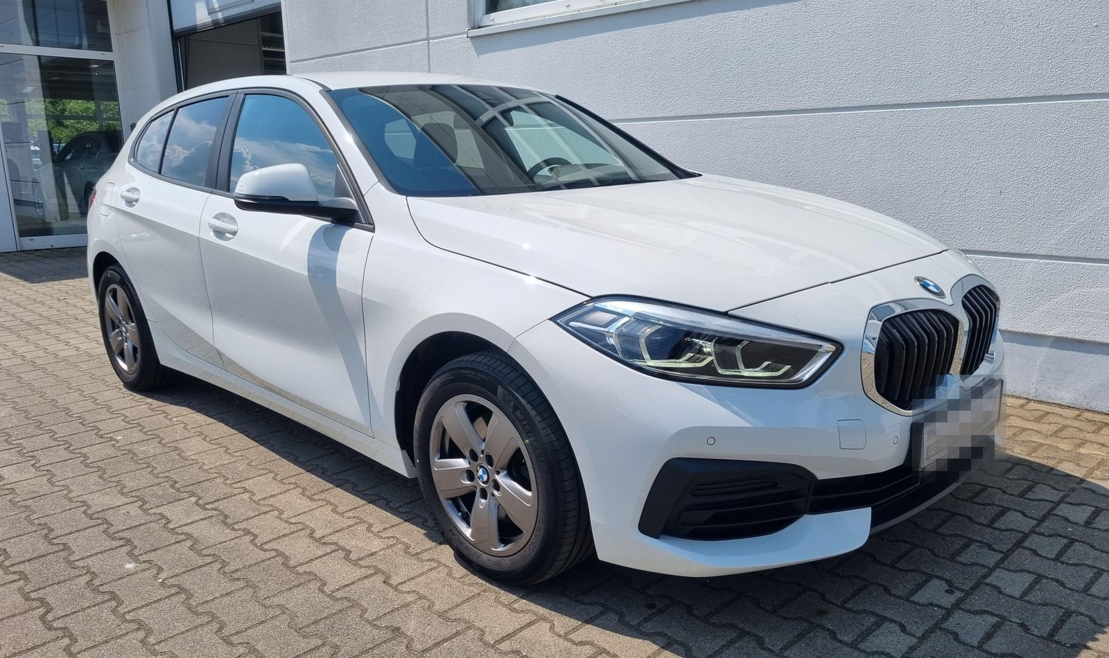 BMW 118i Advantage LED Tempomat Klimaaut. Shz PDC foto 4