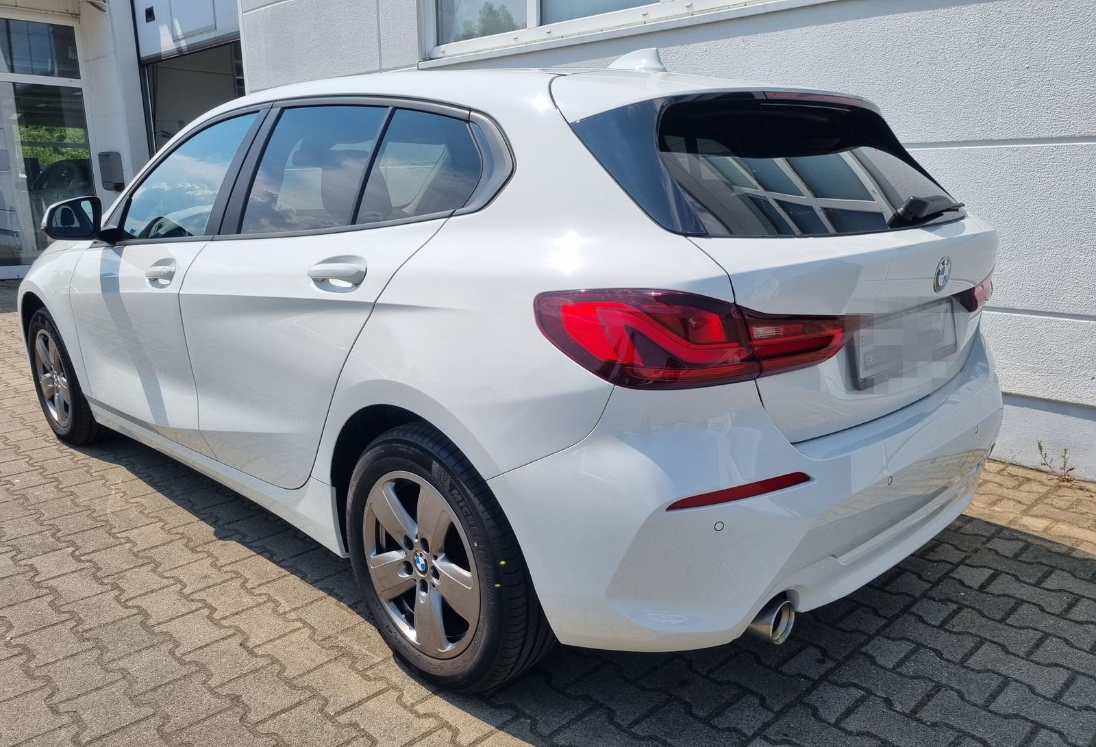 BMW 118i Advantage LED Tempomat Klimaaut. Shz PDC foto 8