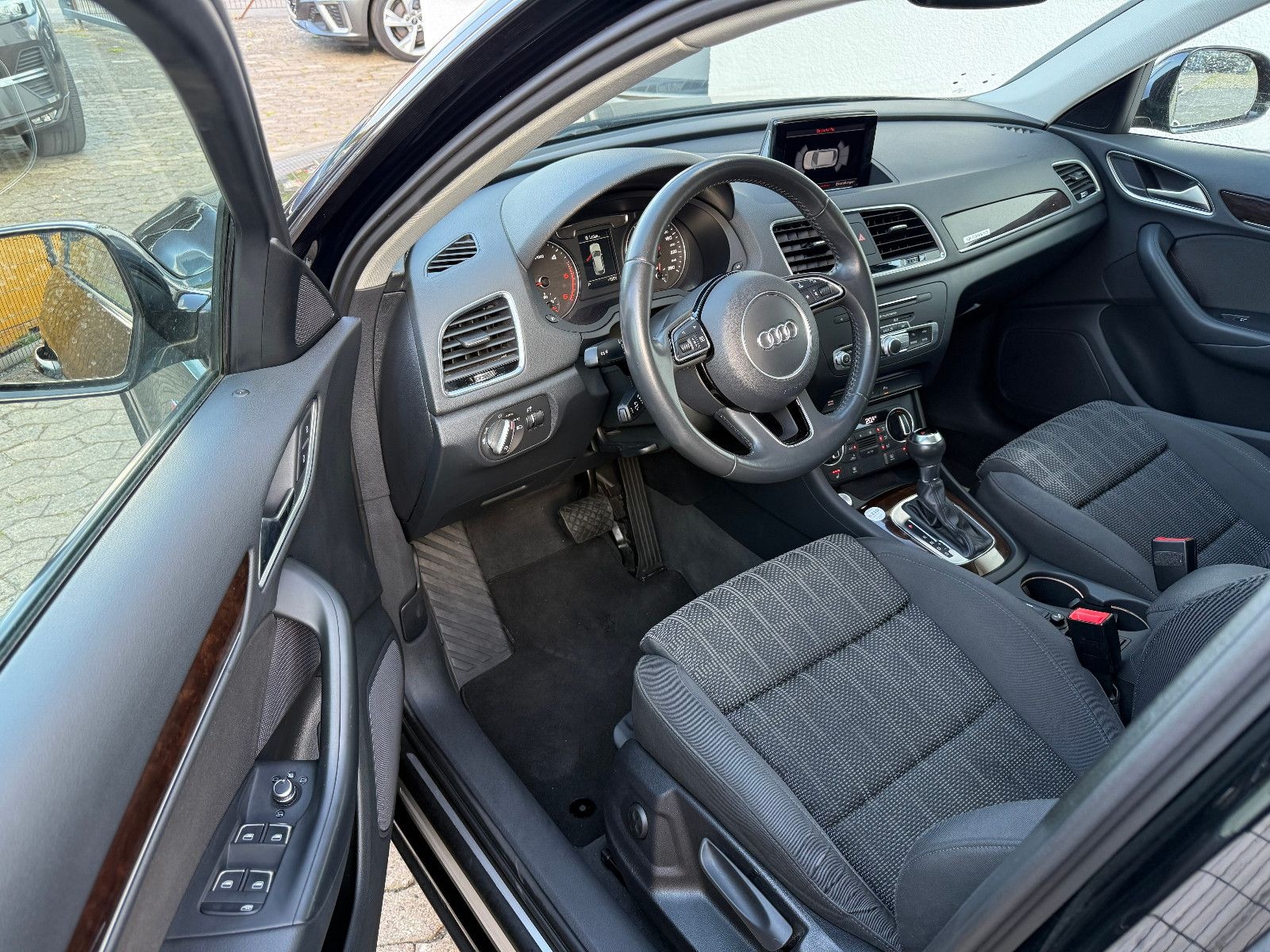 Audi Q3 S-Line Sport quattro foto 19