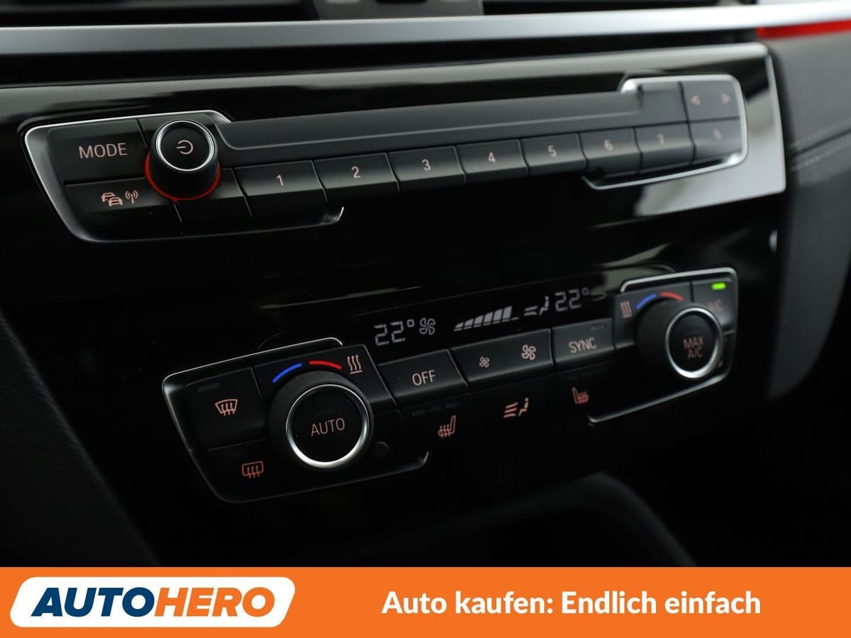 BMW X1 xDrive 20i Sport Line Aut. NAV LED TEMPO CAM foto 23