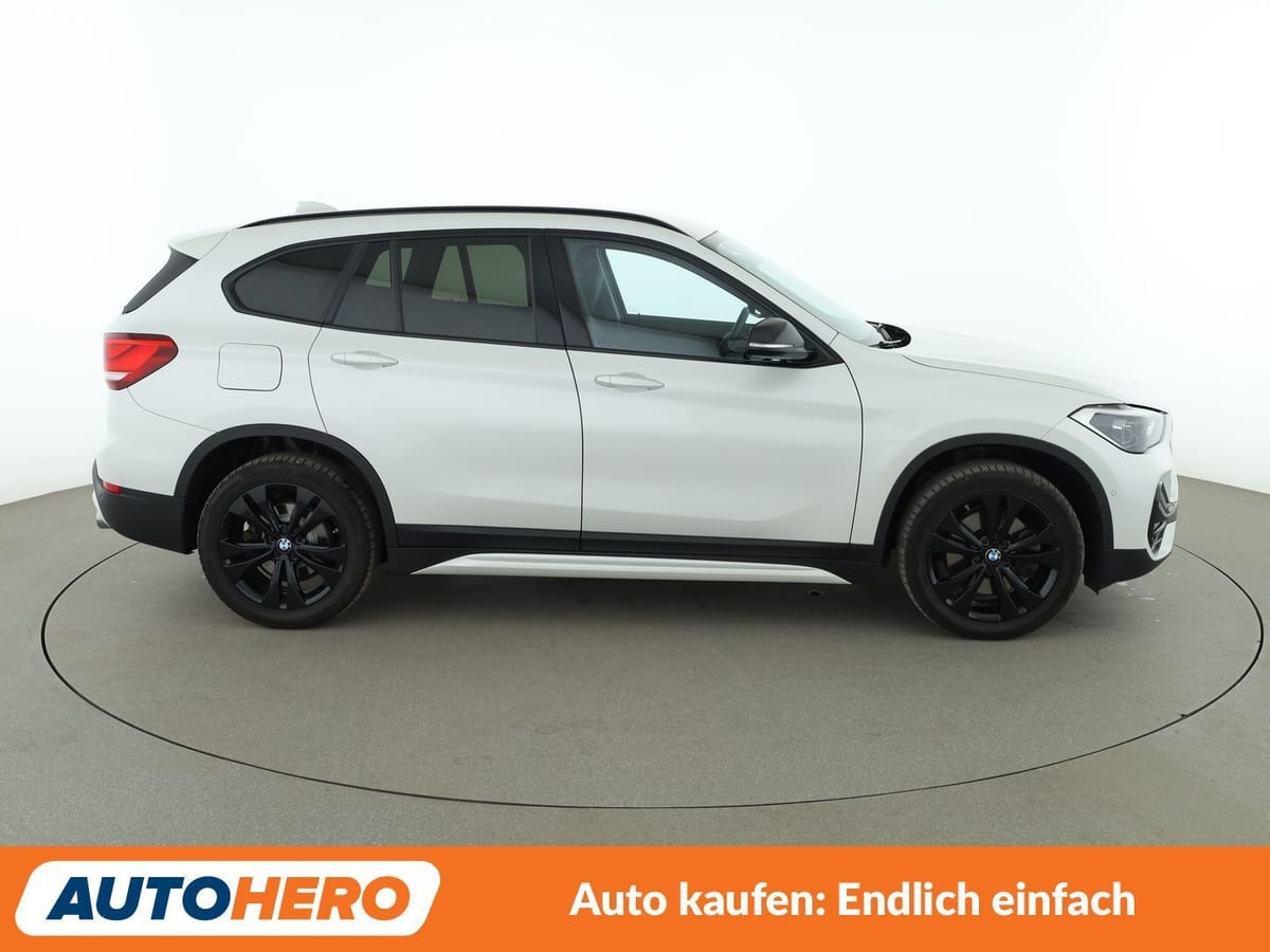 BMW X1 xDrive 20i Sport Line Aut. NAV LED TEMPO CAM foto 7