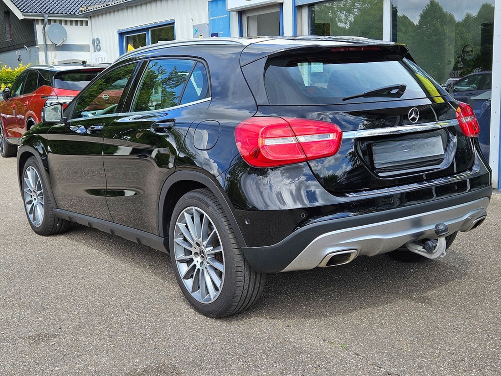 Mercedes-Benz GLA 200 CDI Automatik Panoramaglasdach Navi AHK foto 4